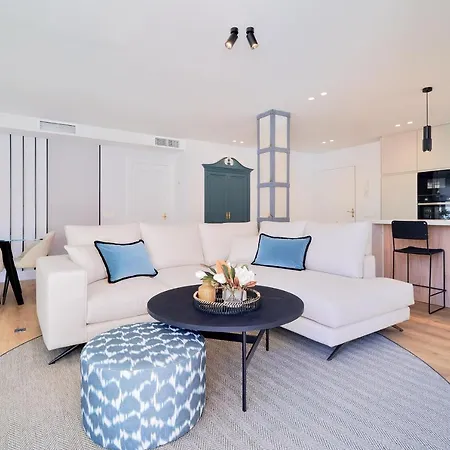 Apartment Iloftmalaga Plaza De Flores Premium Malaga